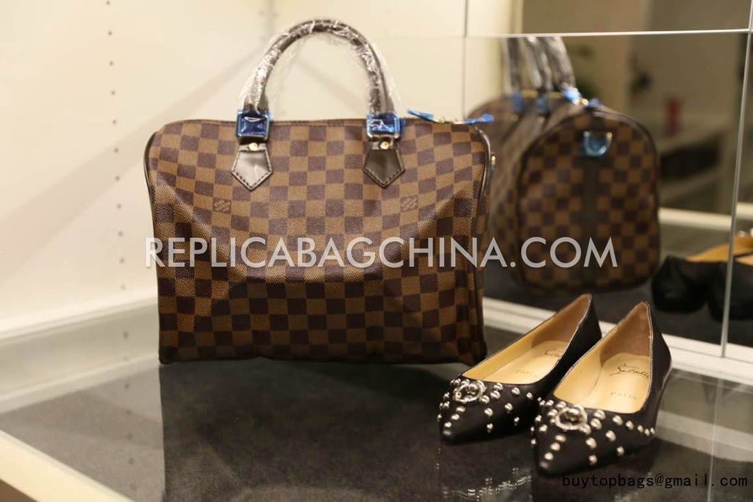 This Week is a Return to Form with Celeb Bags from Hermès, Prada, Louis  Vuitton, & More - PurseBlog